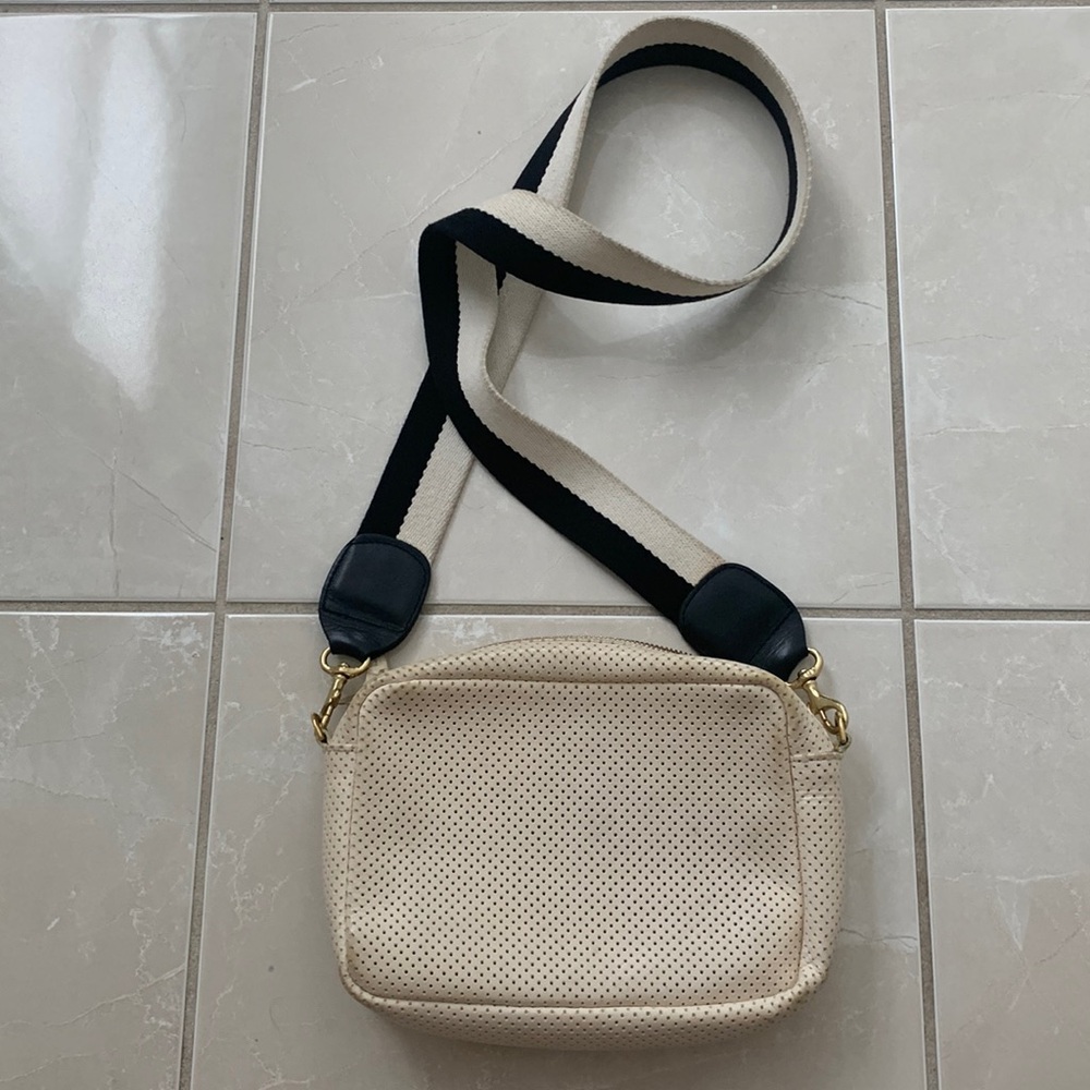 Clare V purse loved with life left!
